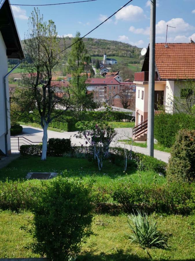 Apartman Katja Rakovica Eksteriør bilde